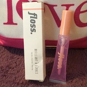 New Floss BRILLANT  ‘A L’EVRES - My New Favorite Lip Gloss